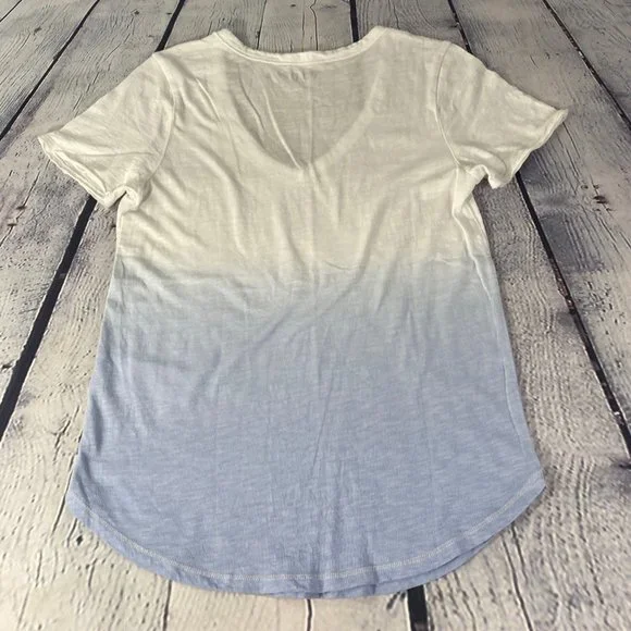 Abercrombie & Fitch Women's Soft Tee V Neck Shirt - Picture 3 of 6